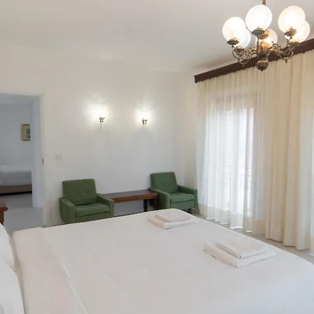 Casa Pitara - In